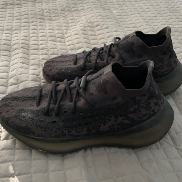 Adidas Yeezy Boost 380 Onyx size 10